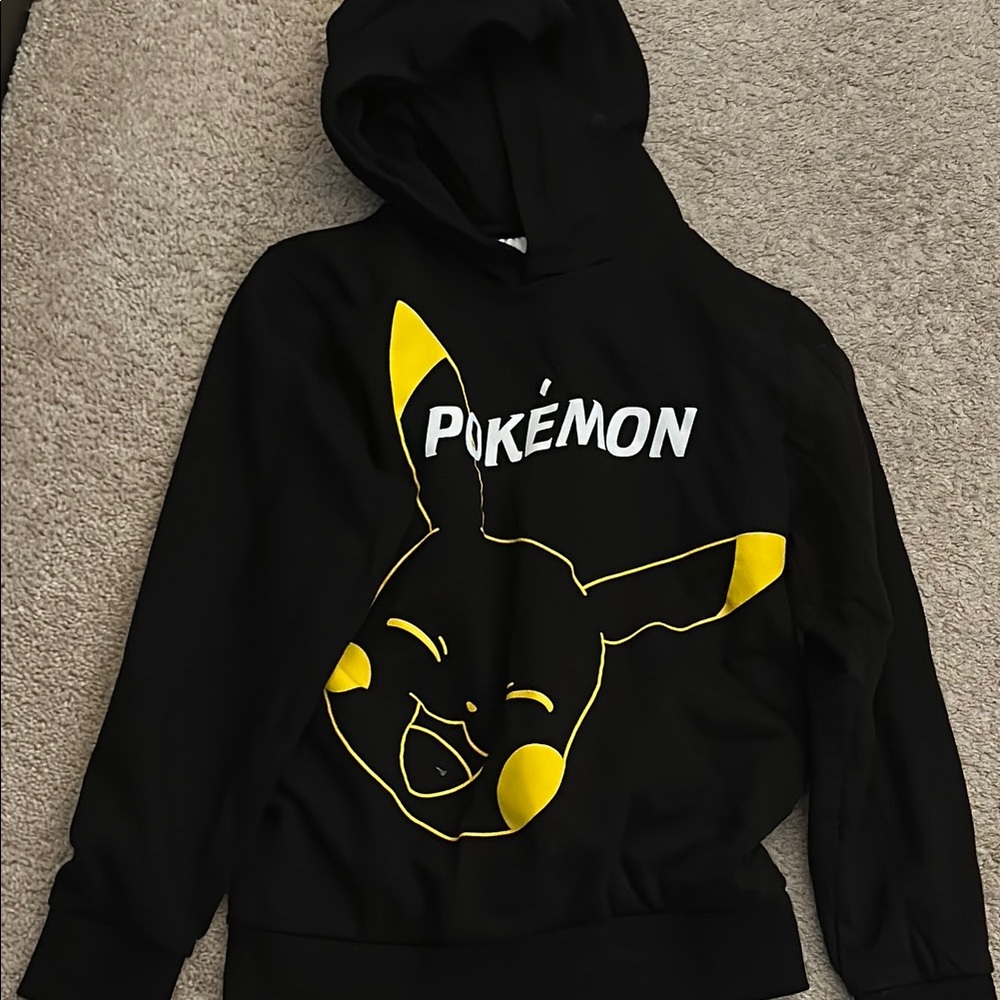 Boys pikachu Pokémon hoodie